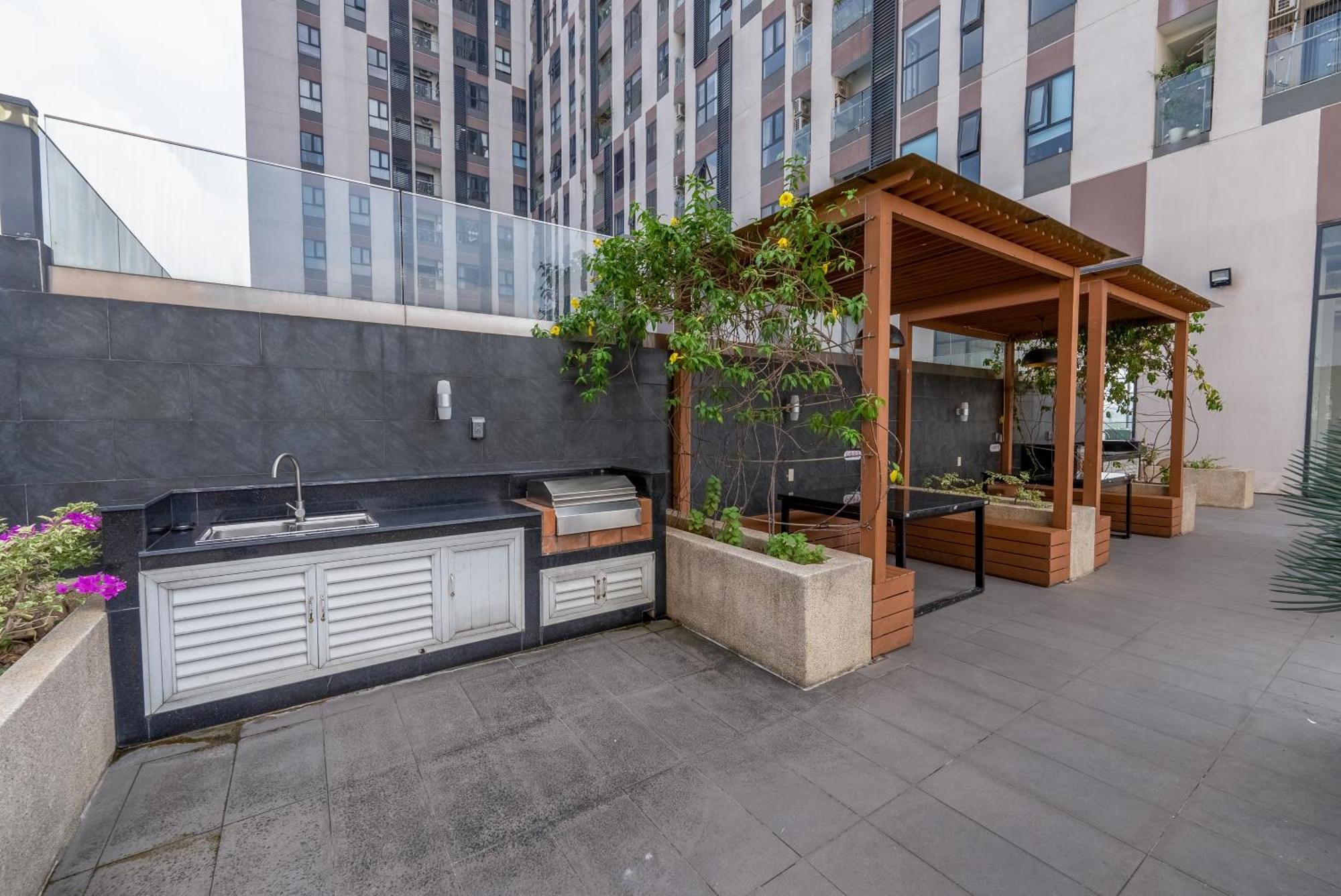 Cozy Private Bedroom In A Luxury 2Br Condo Cidade de Ho Chi Minh Exterior foto